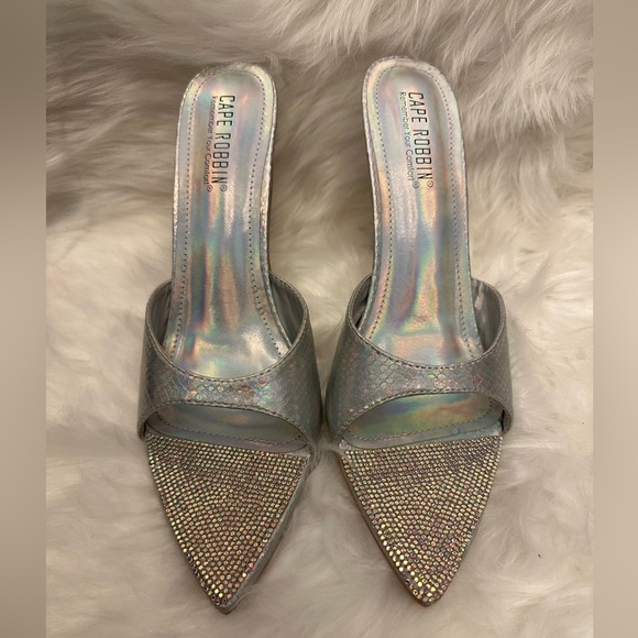 Women’s Heels Slippers By Cape Robbin. Pointed toe with Glitter Gem 💎 Stones - Picture 5 of 9